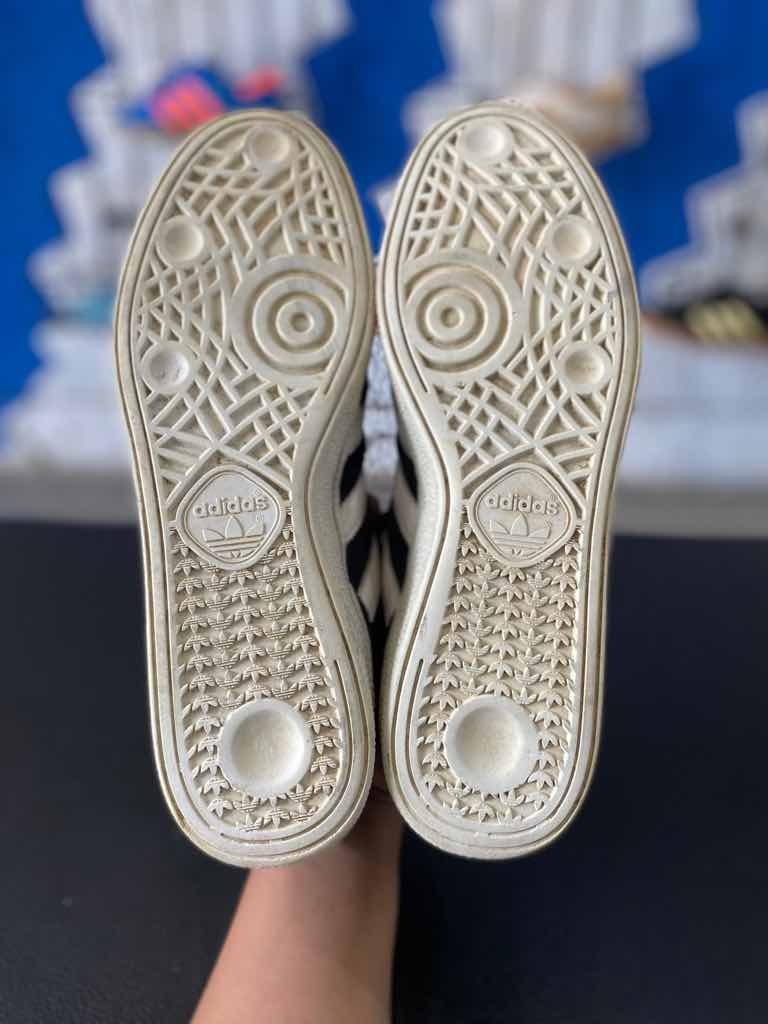 busenitz bw sz 44 2/3