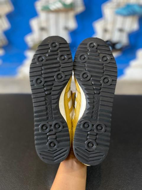 Sl 72 yellow sz 44 2/3 