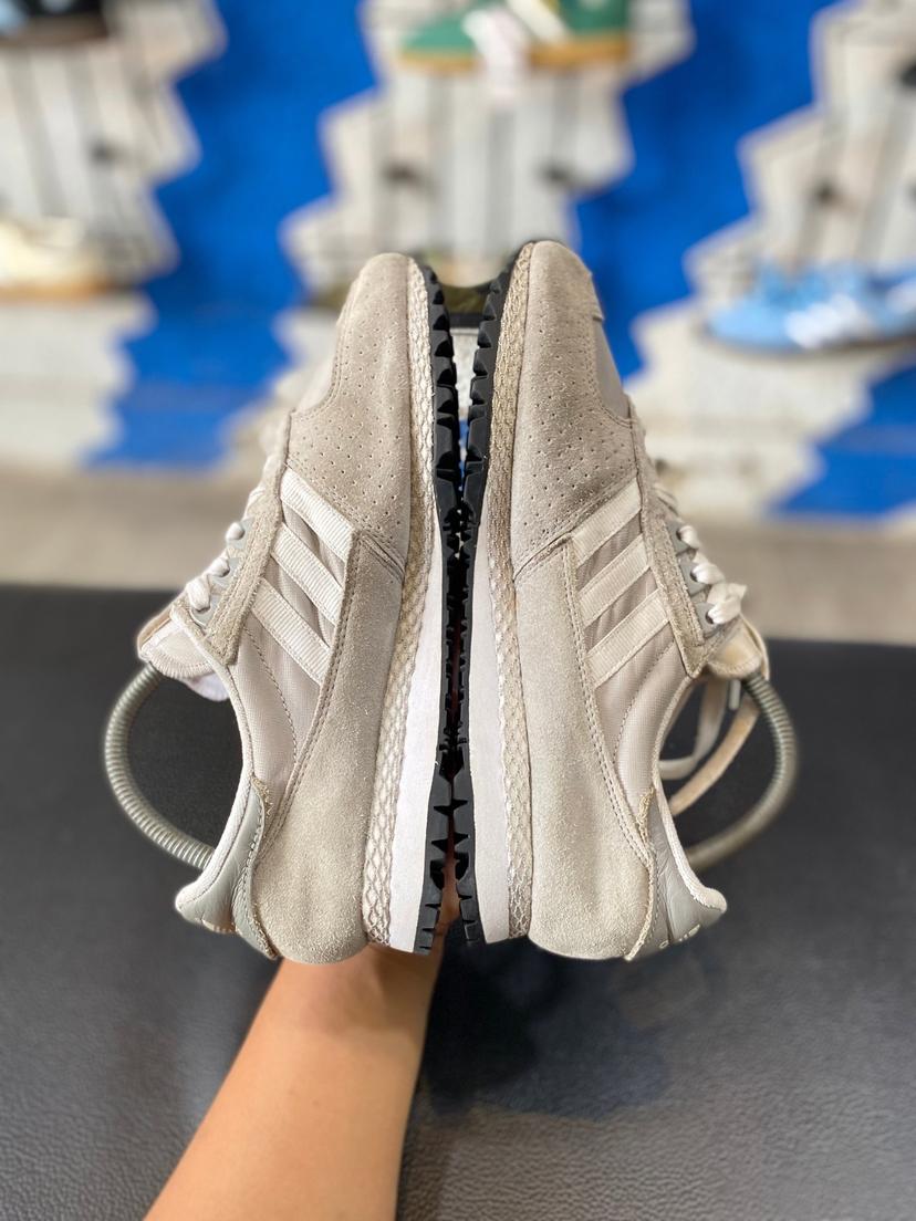 City marathon sz 40 2/3 